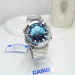 Casio AMW-870DA-2A2VDF صفحه آبی و بند استیل در نمای کنار - IMG2