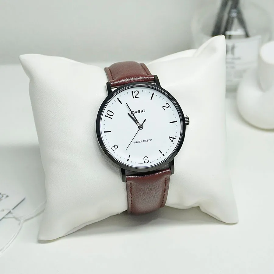 Casio MTP-VT03BL-7BDF صفحه سفید بند قرمز شیشه معدنی گالری 02