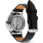 DW00100756 نمایش دقیق بند چرم مشکی و قفل سگکی همراه صفحه سبز