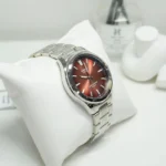 Casio MTS-RS100D-5ADF گالری تصویر 4 بند استیل نقره‌ای و قاب استیل