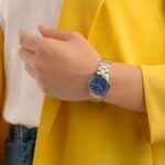 ساعت Casio LTP-V005D-2B2UDF تصویر 4 با قاب دایره‌ای و شیشه معدنی