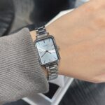 نمای نزدیک از ساعت کاسیو LTP-V009D-2EUDF با شیشه کریستال و قاب استیل