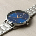 Casio LTP-VT01D-2B2UDF گالری تصویر 3 با بند استیل نقرهای و صفحه سرمهای