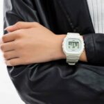 کاسیو W-218HC-8AVDF تصویر 1 رزین قاب بند اسپرت