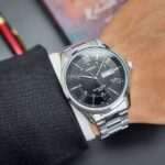 ساعت مچی کاسیو MTP-1384D-1AVDF با موتور کوارتز، نمایش روز و تاریخ، بند استیل ضد زنگ و قاب نقره‌ای