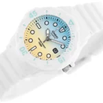 Casio LRW-200H-2E2VDR گالری02 طراحی کلاسیک با صفحه روشن