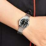 Casio LTP-1308D-1BVDF Gallery Image 1 - بند استیل ضد زنگ نقرهای و صفحه مشکی با قاب آلیاژ