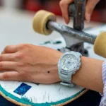 Casio GBA-950-7ADR ساعت مچی مردانه با بدنه رزین و صفحه سفید - گرافیک تصویر 6