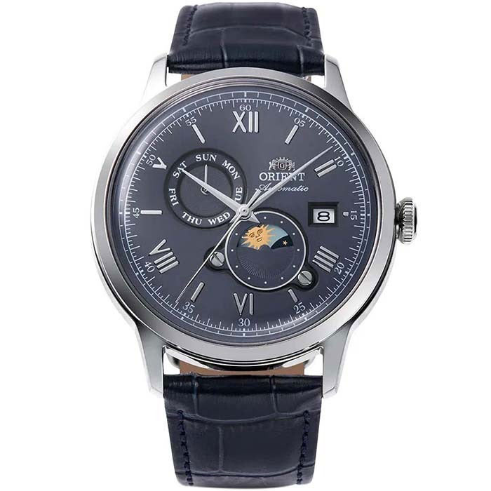 تصویر شاخص: اورینت RA-AK0806L1 با قاب استیل نقره‌ای و بند سرمه‌ای