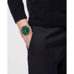 ورساچه VE0H004252 ساعت مچی مردانه با کرونوگراف و صفحه سبز