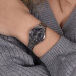 تصویر ساعت مچی سیکو SUR425P1 با صفحه سرمه‌ای و بند استیل SUR425P13