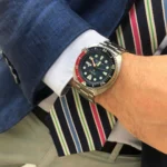 سیکو SRPE99K1-8: قاب استیل نقرهای، صفحه آبی و شیشه هاردلکس در تصویر گالری