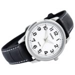 Casio LTP-1303L-7B3 ساعت مچی کلاسیک زنانه با بند چرم مشکی، صفحه سفید و قاب برنجی با روکش استیل