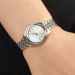 Casio LTP-1129A-7A گالری تصویر 2 با قاب استیل نقرهای و بند استیل