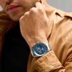 نمای نزدیک از ساعت سوئیس میلیتاری SMWGI00003043 با شیشه کریستال ضد خش