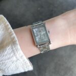 Casio LTP-1234DD-7ADF - Image 2: بدنه استیل با صفحه نقرهای