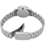 کاسیو LTP-V002D-4BUDF تصویر 3: بدنه استیل، قاب نقرهای و بند استیل