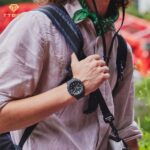 کاسیو PRJ-B001-1DR گالری 4 طراحی چندضلعی با قاب رزین مشکی