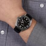TIMEX TW2T69600 گالری 4 نمای نزدیک بند مشکی و قاب گرد
