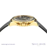 VERSACE VVE0H00225 تصویر 2 با بدنه استیل، شیشه یاقوت کبود، صفحه مشکی و بند چرم مشکی