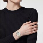 VERSACE VVE0S00325 گالری تصویر 3 - شیشه یاقوت کبود و بدنه استیل