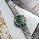 TIMEX TW2W43400 ساعت مچی مردانه با صفحه سبز و بند استیل نقرهای - تصویر دوم