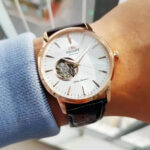 Orient TAG02002W4 - کلاسیک مردانه با شیشه کریستال و بند چرم قهوهای